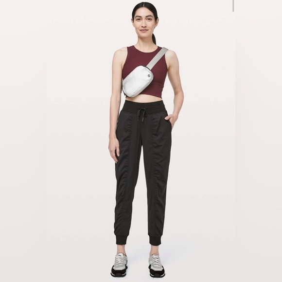 Lululemon Dance Studio Mid-Rise Jogger Full Length Black Swift Fabric Size 4 - Picture 1 of 16